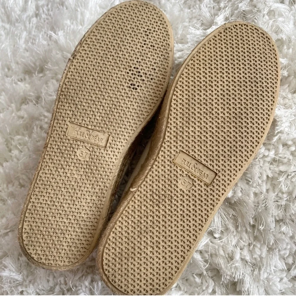 Pull & Bear women fashion platform sneakers size 6.5